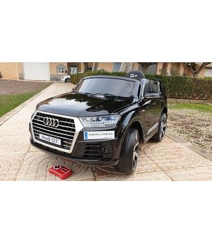 COCHE NIÑOS AUDI Q7 12V- NEGRO - JJ2188 - LEG-Q7B